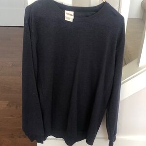 NEW • NorthFace -• XL